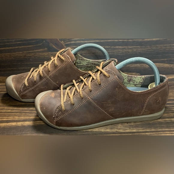 Keen Oxford Womens Size 8.5 Shoes Brown Leather Walking Shoes - Picture 1 of 7